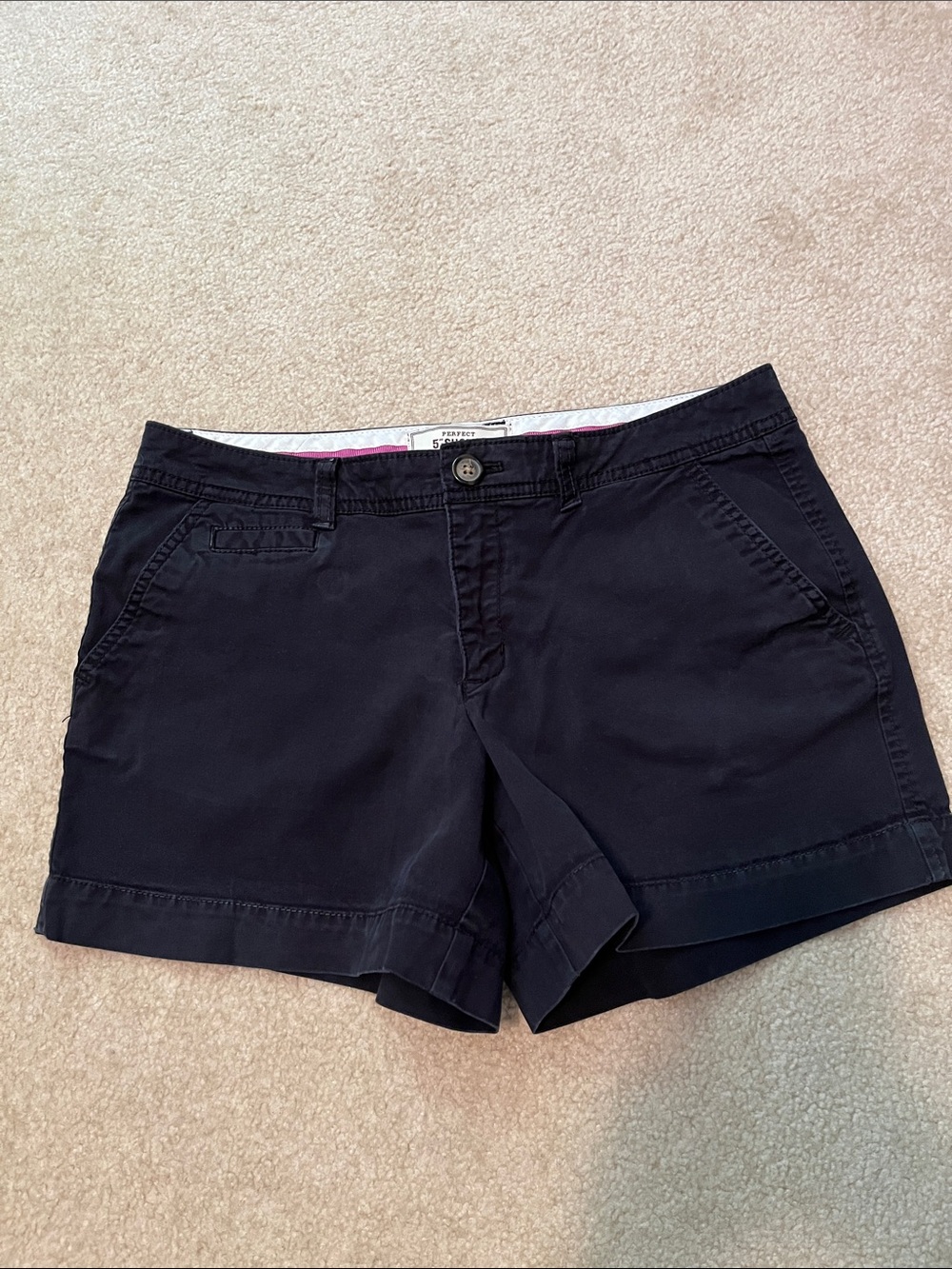 Old Navy 5in. Perfect shorts. Size 4